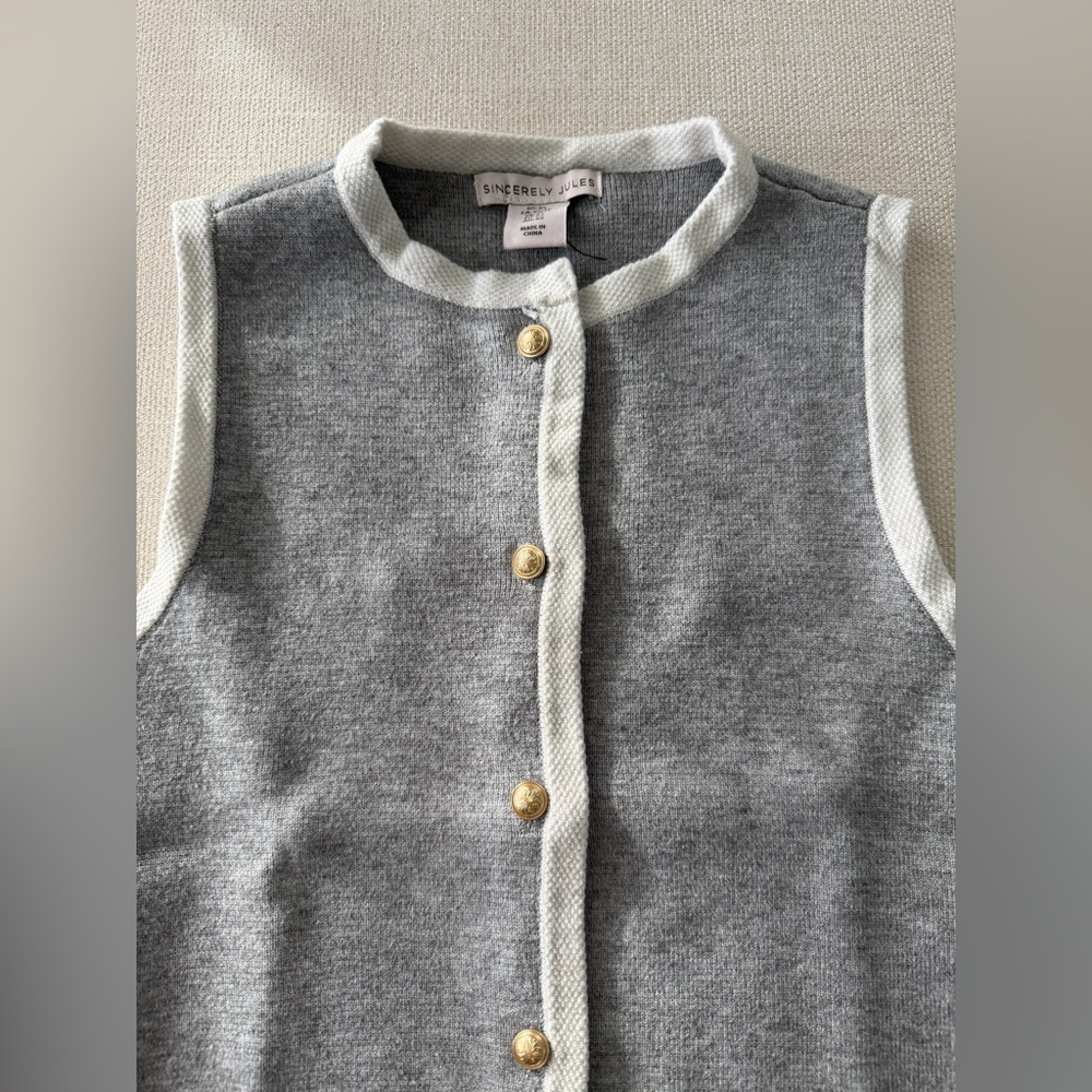 Vest - Picture 2 of 6